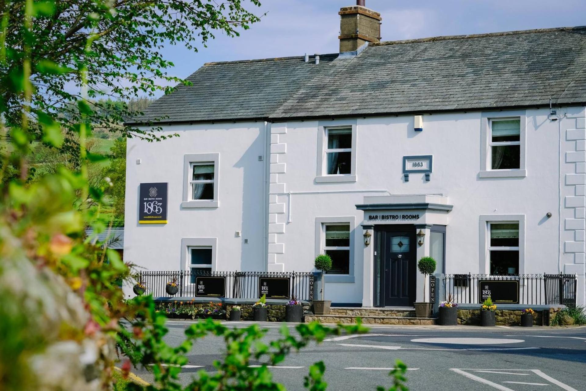 1863 Restaurant With Rooms Pooley Bridge Exteriör bild